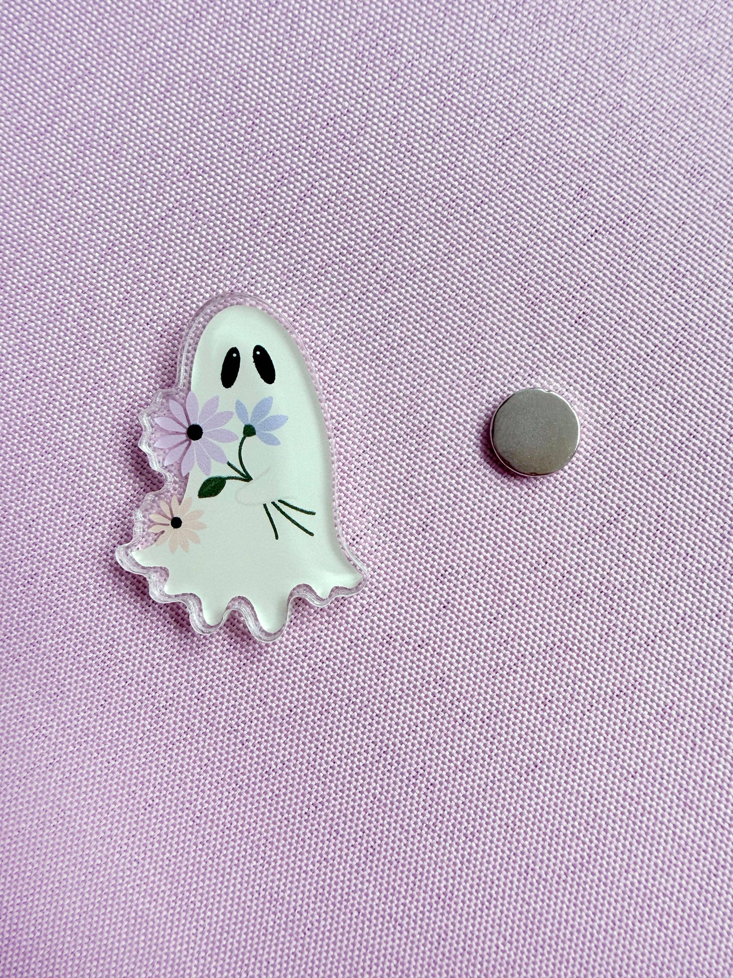 Floral Ghost Needle Minder