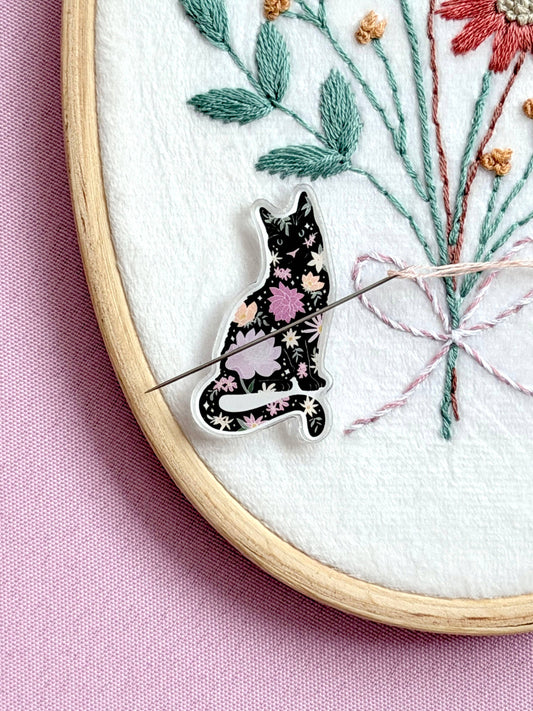 Floral Black Cat Needle Minder