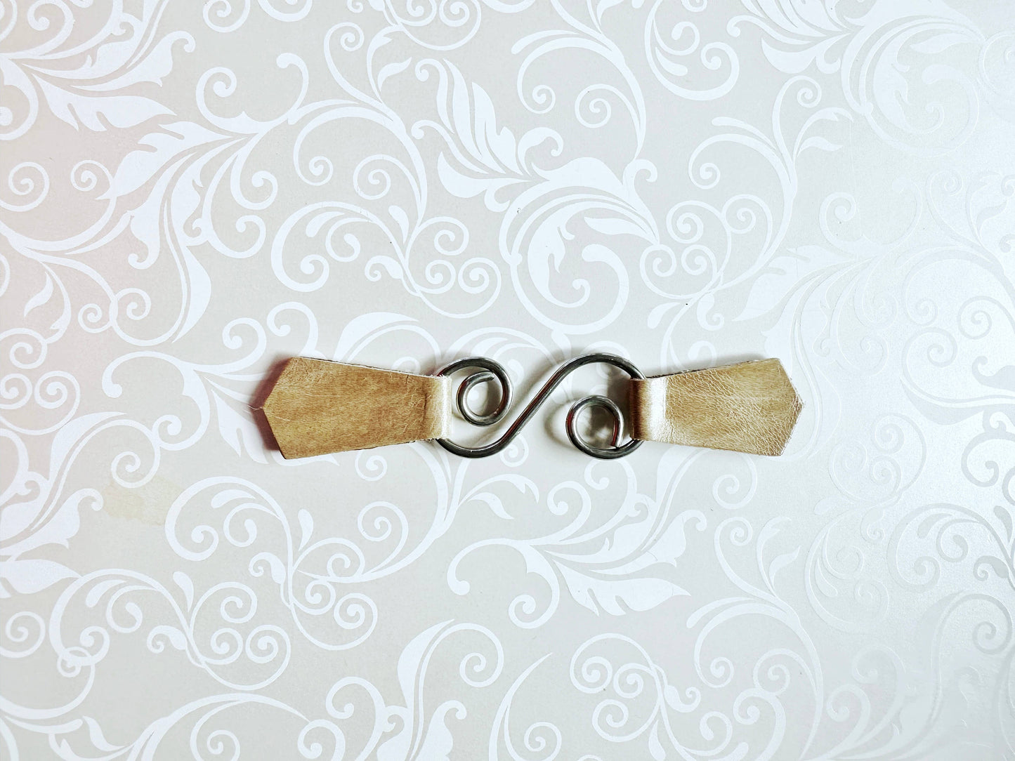 Silver & Latte Leather Swirl Dress & Cardigan Cinch Clip