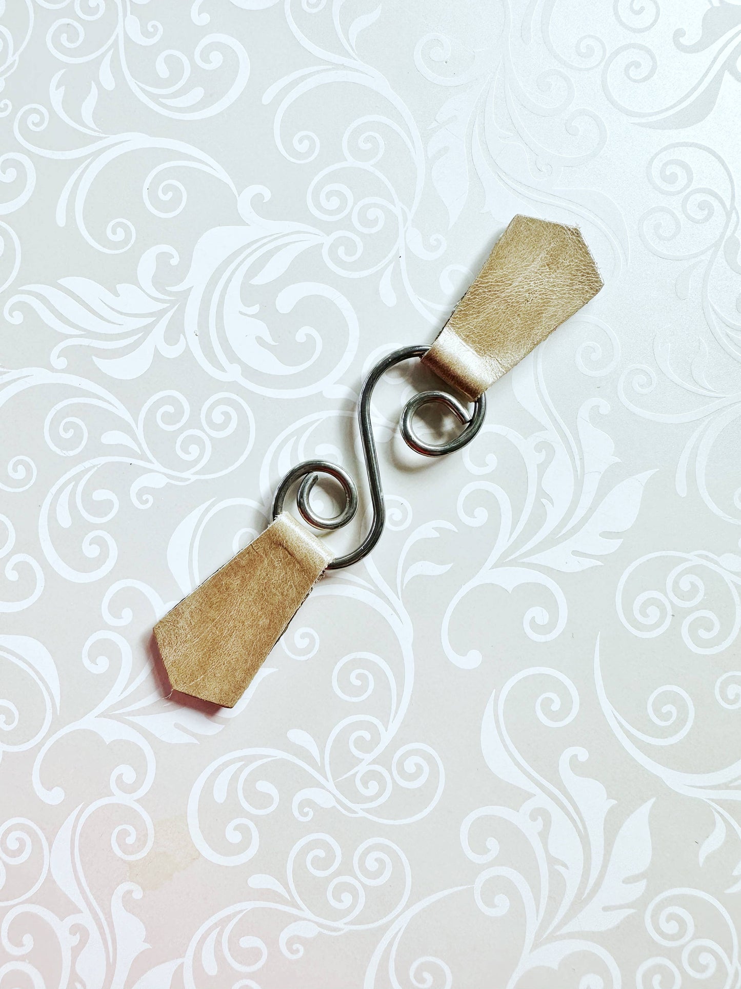 Silver & Latte Leather Swirl Dress & Cardigan Cinch Clip