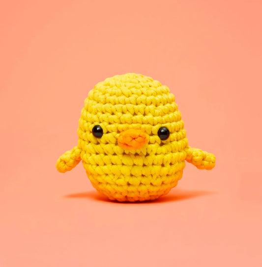 Kiki the Chick Beginner Crochet Kit image 1