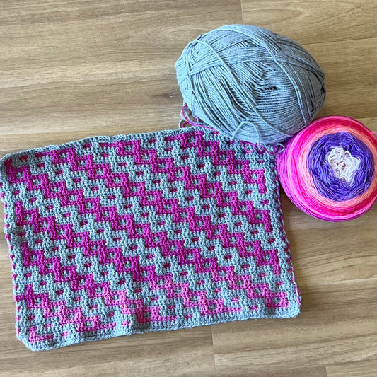 August Climbing Rainbow Baby Blanket - Mosaic Crochet