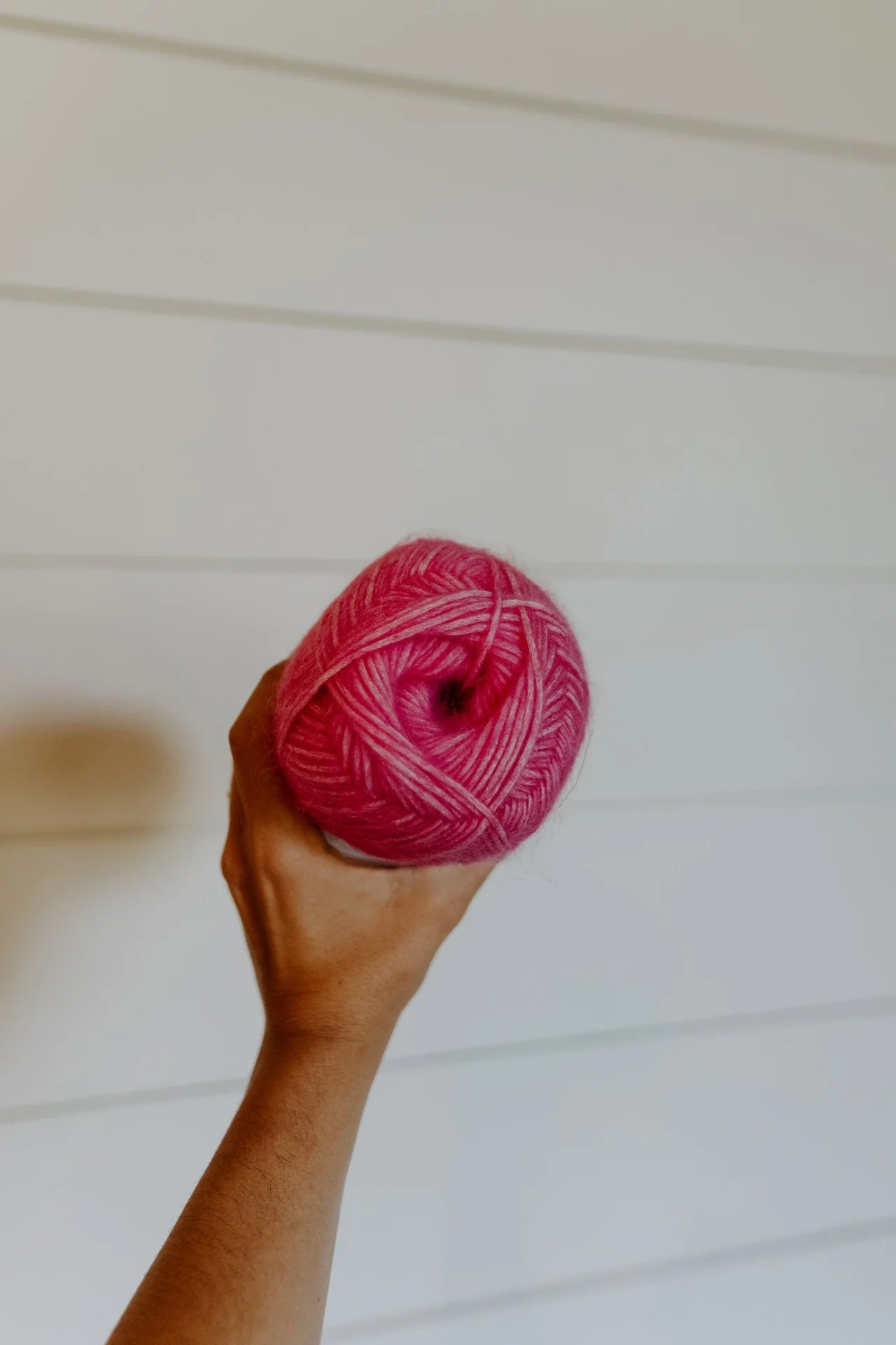 IP05 Shocking Pink - Really Rosie Yarn image 0